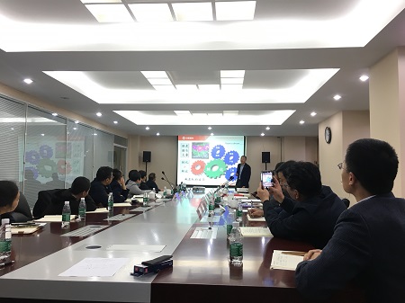 20191024王益民到基层支部讲《学党史、初心不忘，谋发展、使命服膺》主题教育专题党课2-450.jpg