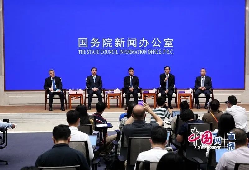 中表记者碰头会上，周育先谈若何弘扬企业家心灵